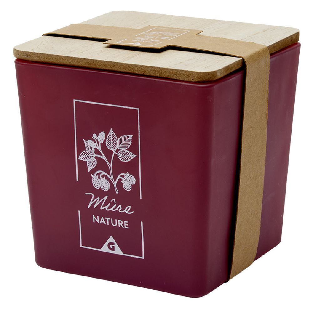Candle in a square jar with a wooden lid, blackberry scent