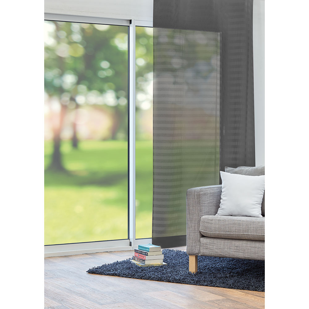 Black 6-eyelet curtain with horizontal stripes