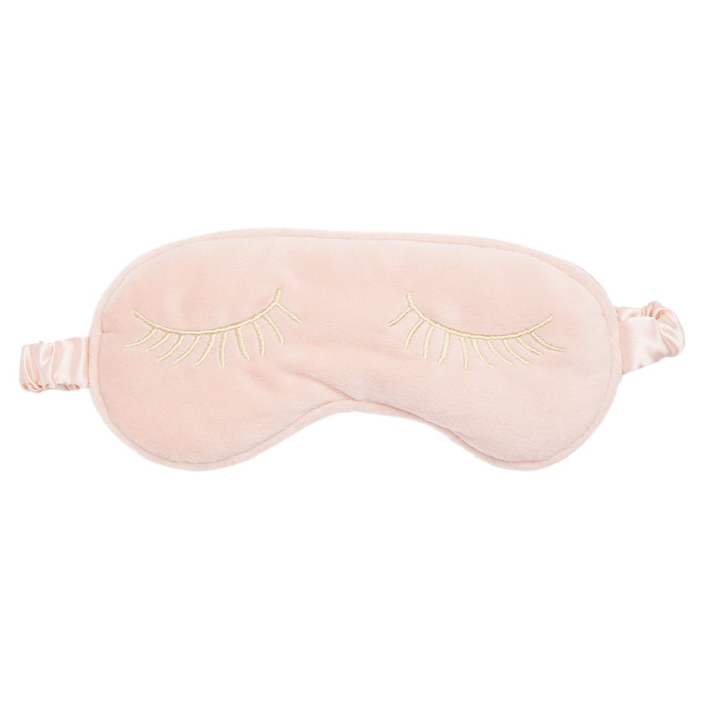 MBULUES I SYZE PER GJUM NGA TEKSTILI