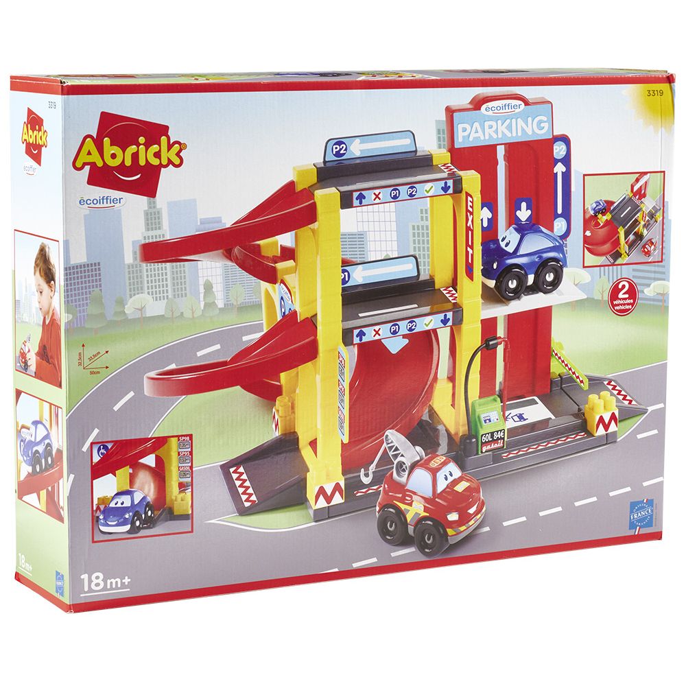 2-level garage with gas station + 2 cars