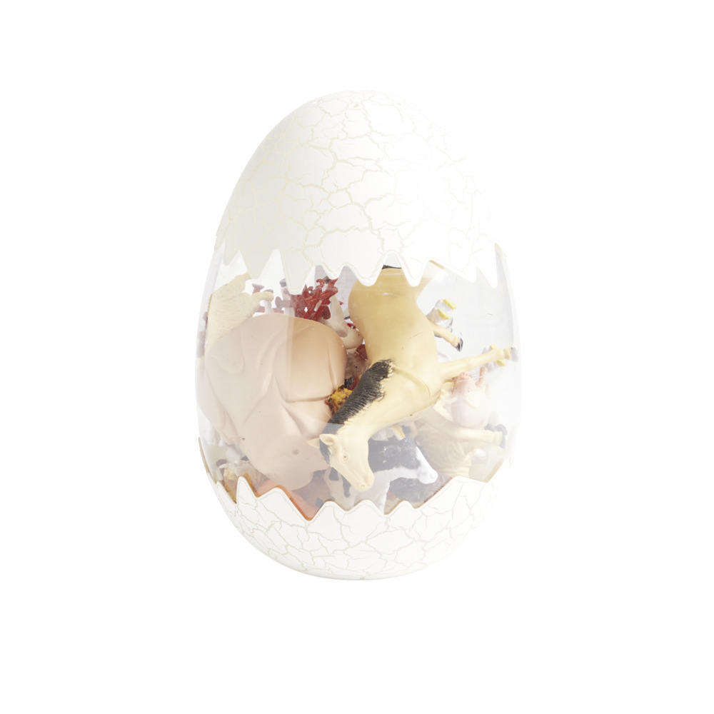 33-piece figurine set in 2 models