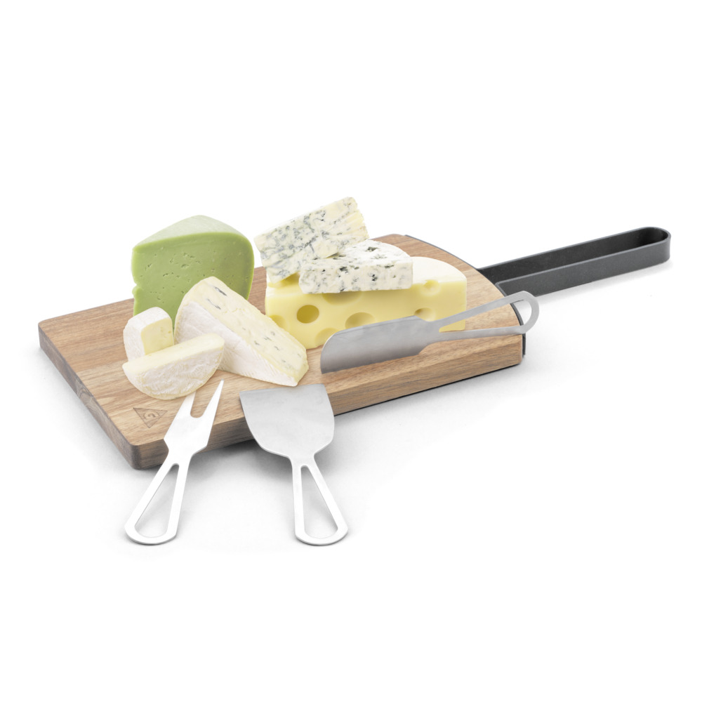 DERRASE DJATHI NGA DRURI ME 3 ENE INOX 39X16